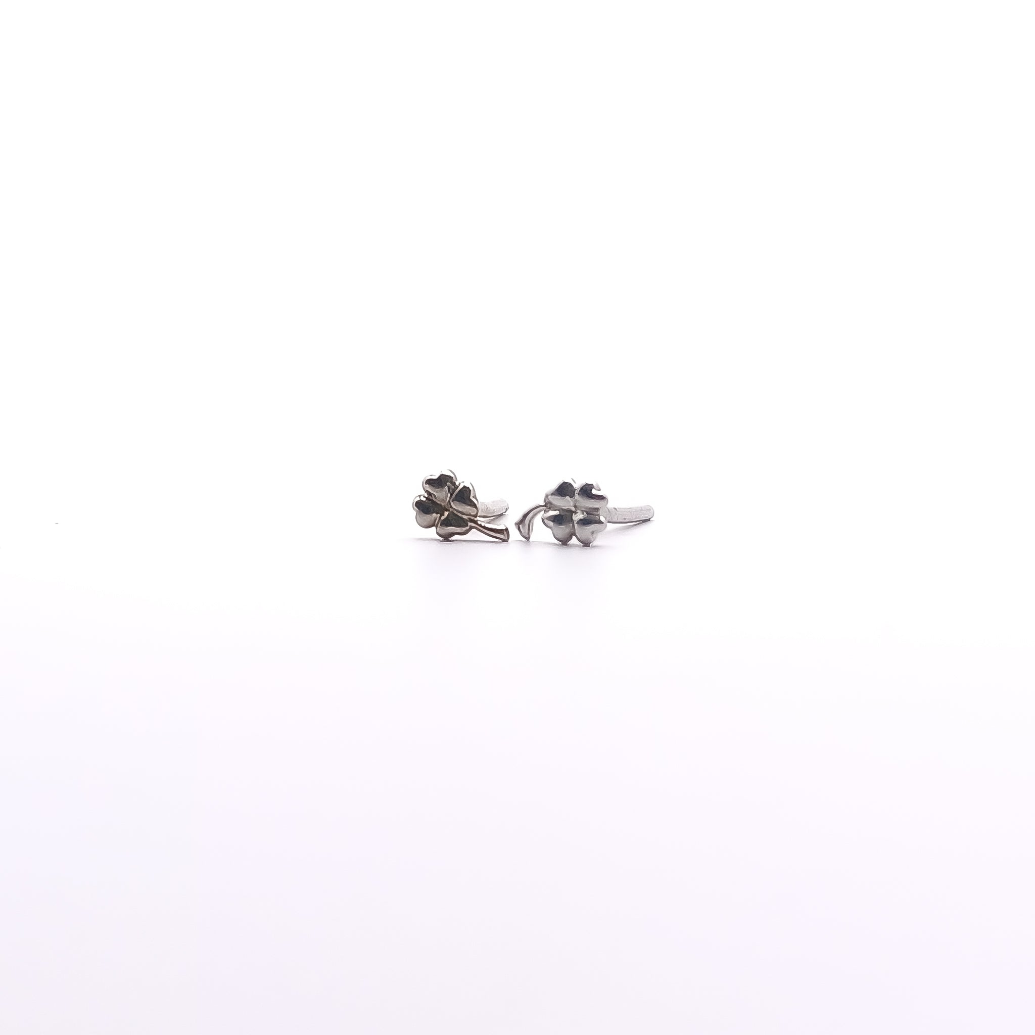 Aretes Amuleto Trebol - Paula Guzmán