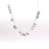 Collar There is no Place like Home - Paula Guzmán