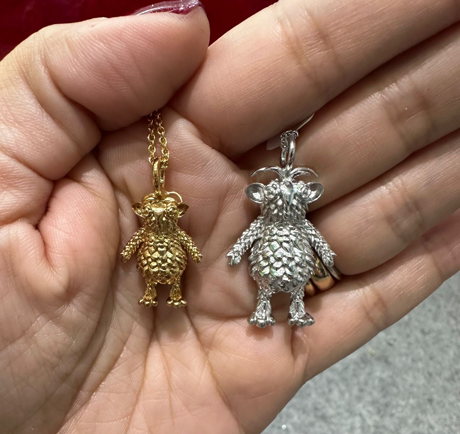 Dije Monstruo mediano - Paula Guzmán