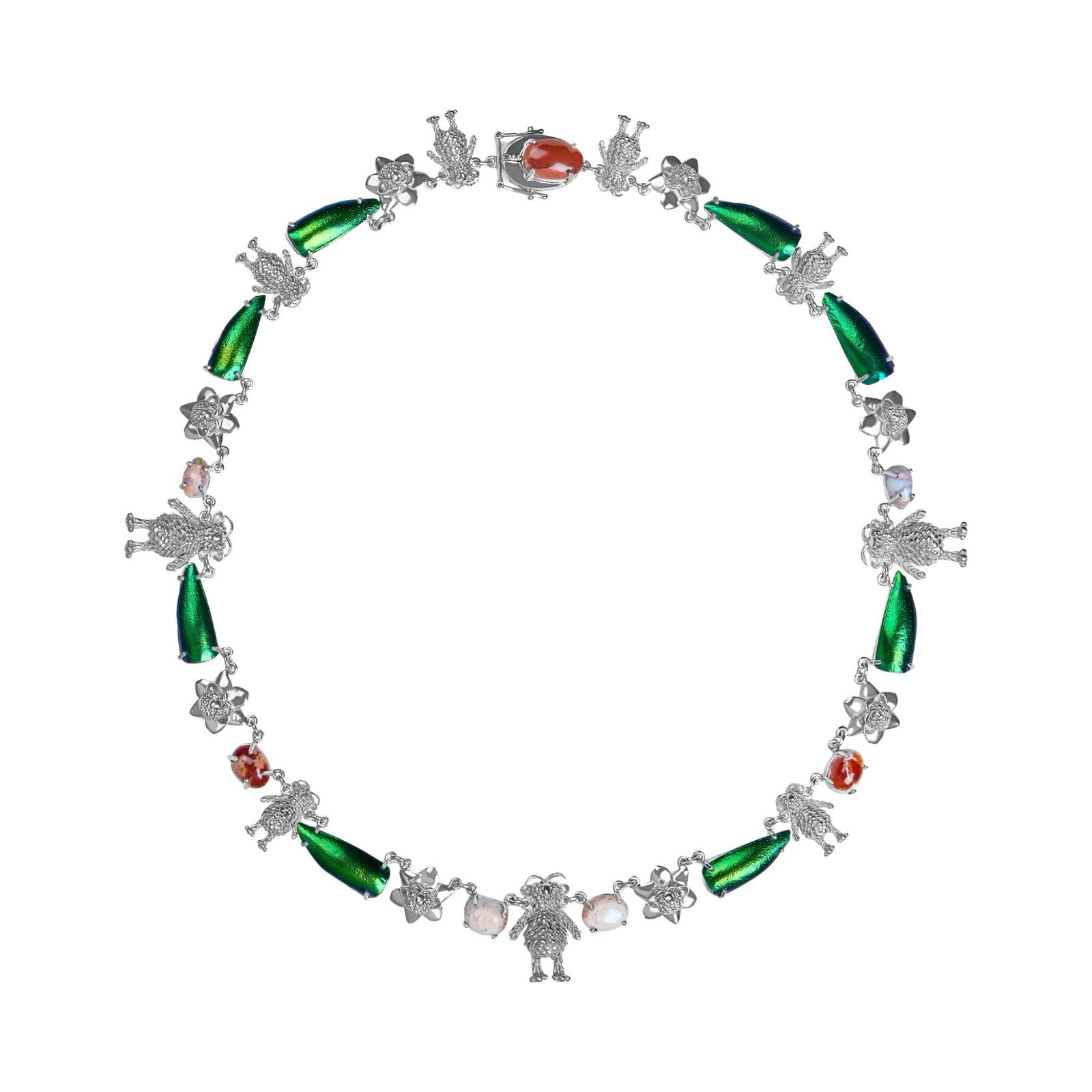 Gargantilla monstruos y flores con alas y ópalos - Paula Guzmán